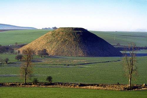 [Image: Silbury
        hill]