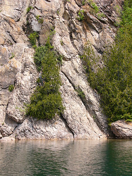 Shatter cone at a Slate Island outcrop